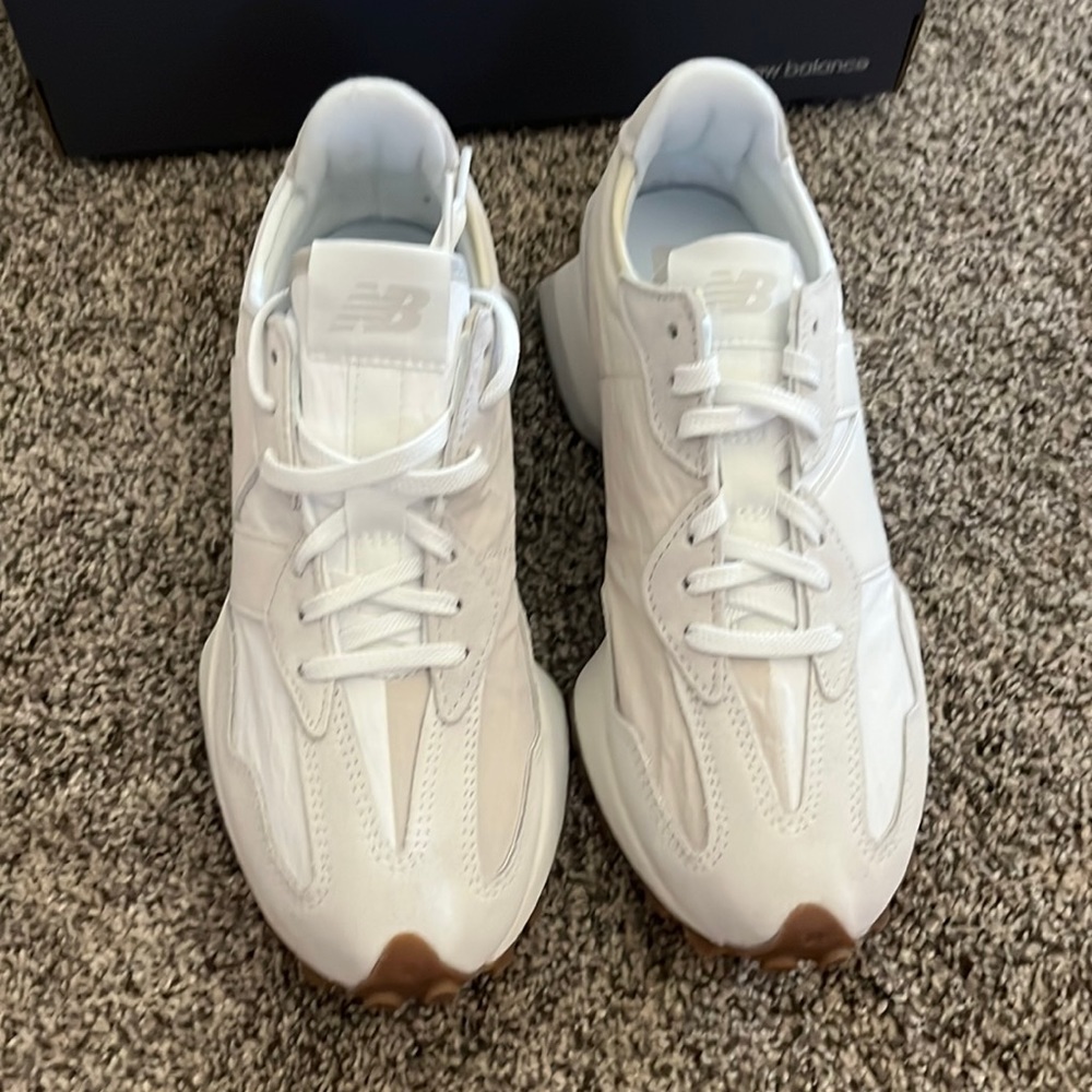 NWT New Balance 327 (womens) in Box
